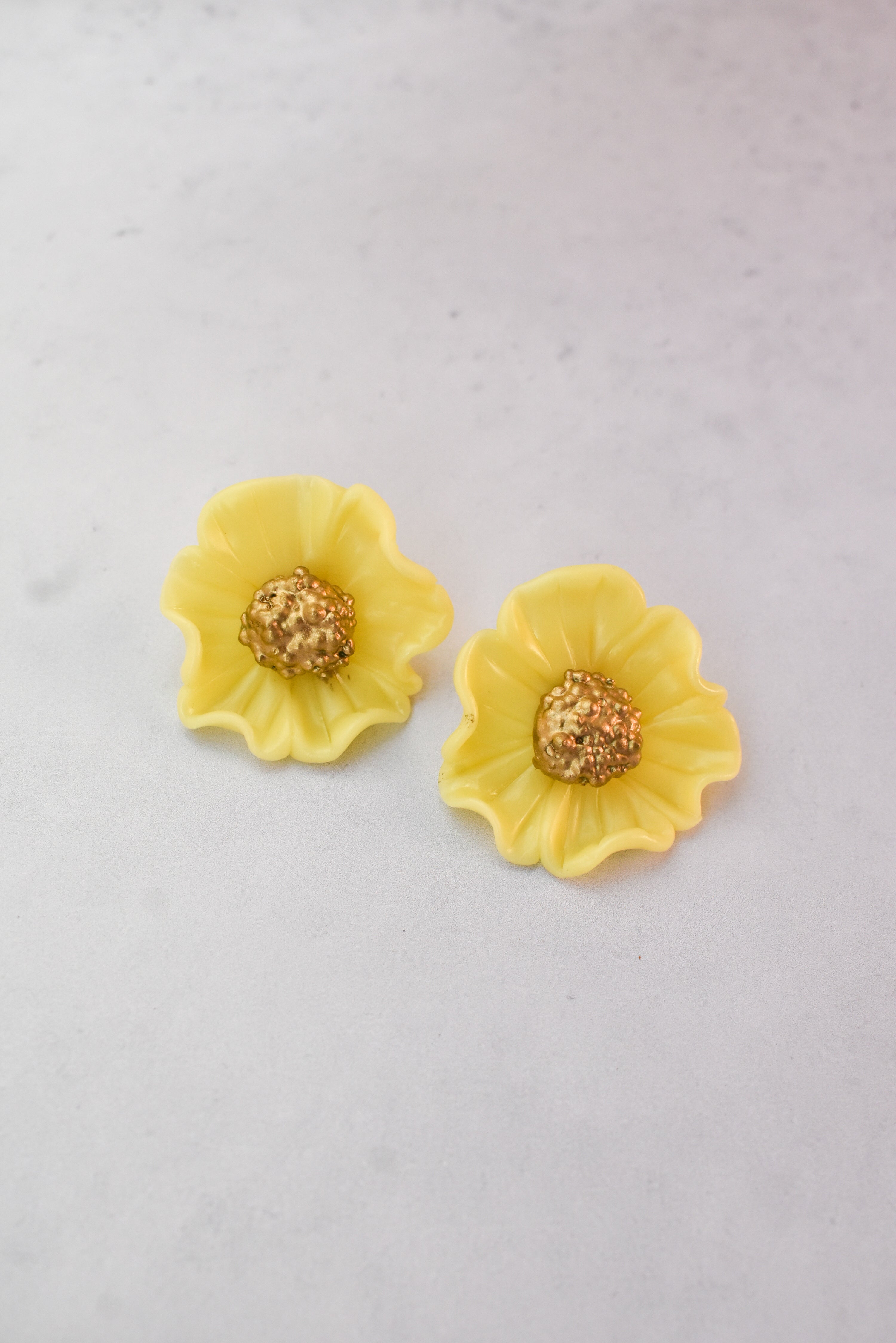 PENDIENTES MANUELA - Amarillo Mantequilla